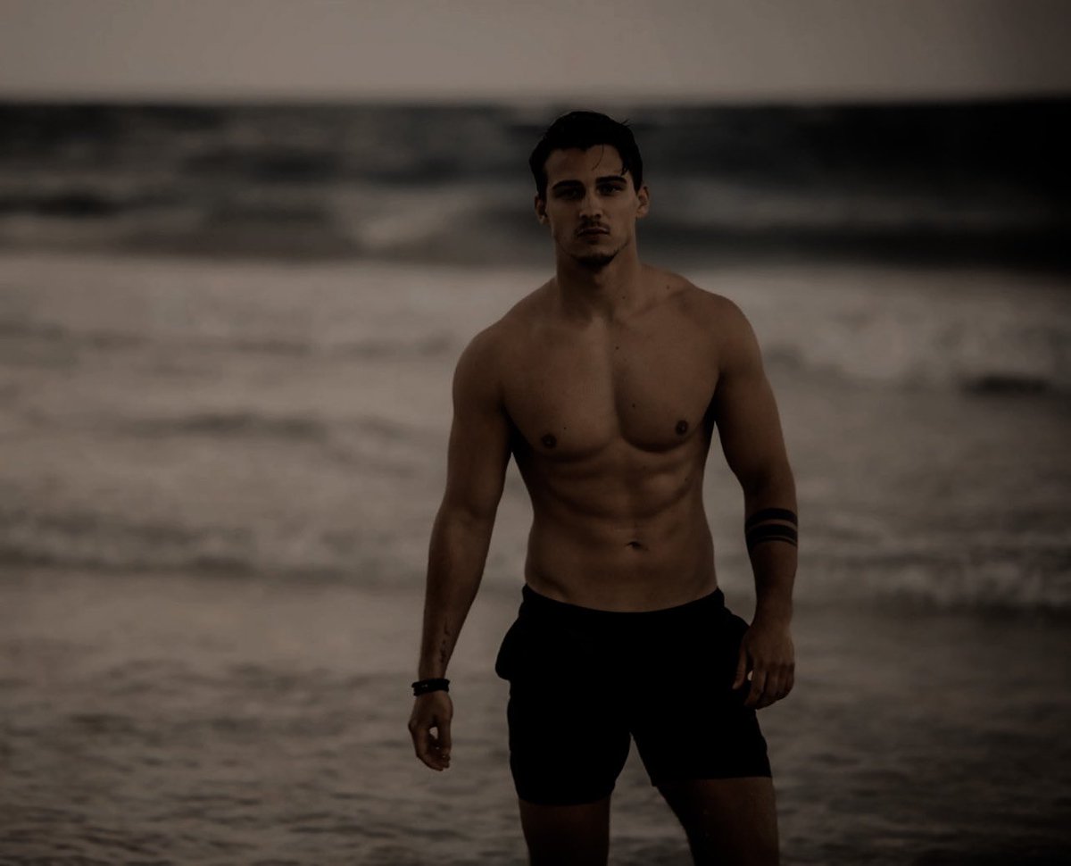 ⠀
⠀⠀⠀ 𝐙𝐀𝐍𝐃𝐄𝐑 𝐁𝐄𝐍𝐍𝐄𝐓𝐓 
⠀⠀⠀⠀⠀
The local college stud and hooker.
Likes hanging out with nudist and sex addicts.
Has a sweet demeanor. Bisexual, no lean. Sub-top.⠀ 

⠀⠀⠀⠀⠀ ⠀⠀ ⠀⠀⠀ ⠀