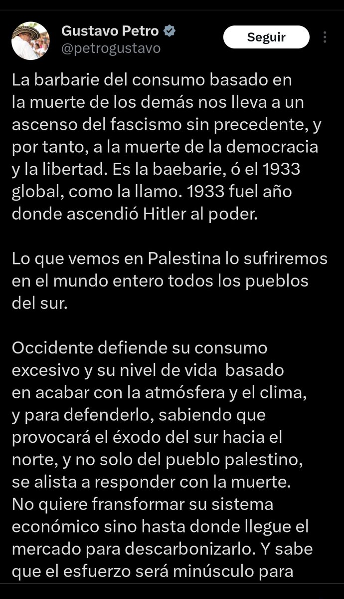 Caromunozb's tweet photo. Esto es un tuit real del presidente de la República. 

No hay forma de que eso lo haya escrito una persona en sus cinco sentidos. https://t.co/IjCuuWIIqc