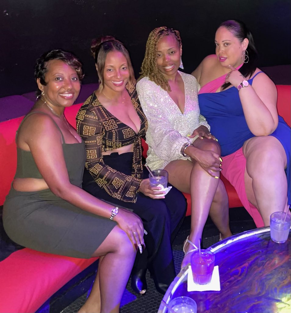 JamilaWanza's tweet photo. Miami was amazing 🙂. Sending the bride-to-be off right! https://t.co/BG9i9vrUtb