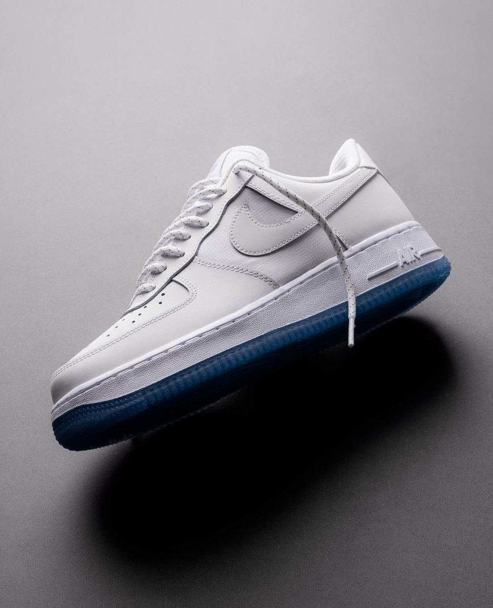 everysize_com's tweet photo. Nike Air Force 1 07 Icy Blue ❄️
👉 https://t.co/r7oXYLBx0F
📸 titoloshop
#nike #air #airforce #af1 #swoosh #sneaker #nicekicks #everysize https://t.co/yi4AZReNxL