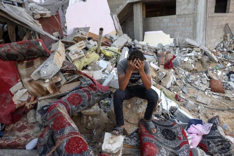PariaKHGH's tweet photo. In war, there are no winners or losers; the true winners are the arms dealers!
#WarRealities #Gaza #IsrealPalestineconflict https://t.co/TjetEDm07S
