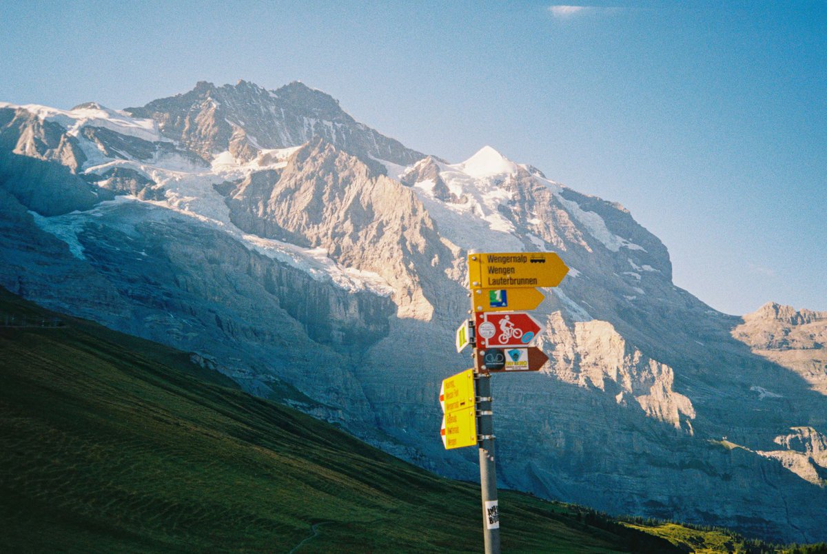 jadeastephens's tweet photo. A long weekend of hiking in the Swiss alps 🎞️ https://t.co/TERhFoJVWe