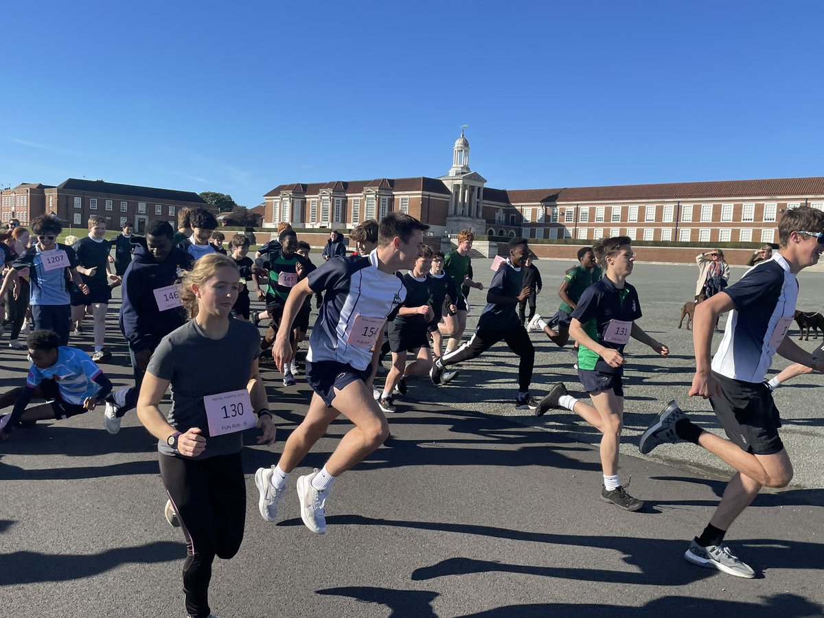 RHSDepHead's tweet photo. Good luck to everyone taking part in the @RHSSuffolk fun run https://t.co/HfFvr7TA4a