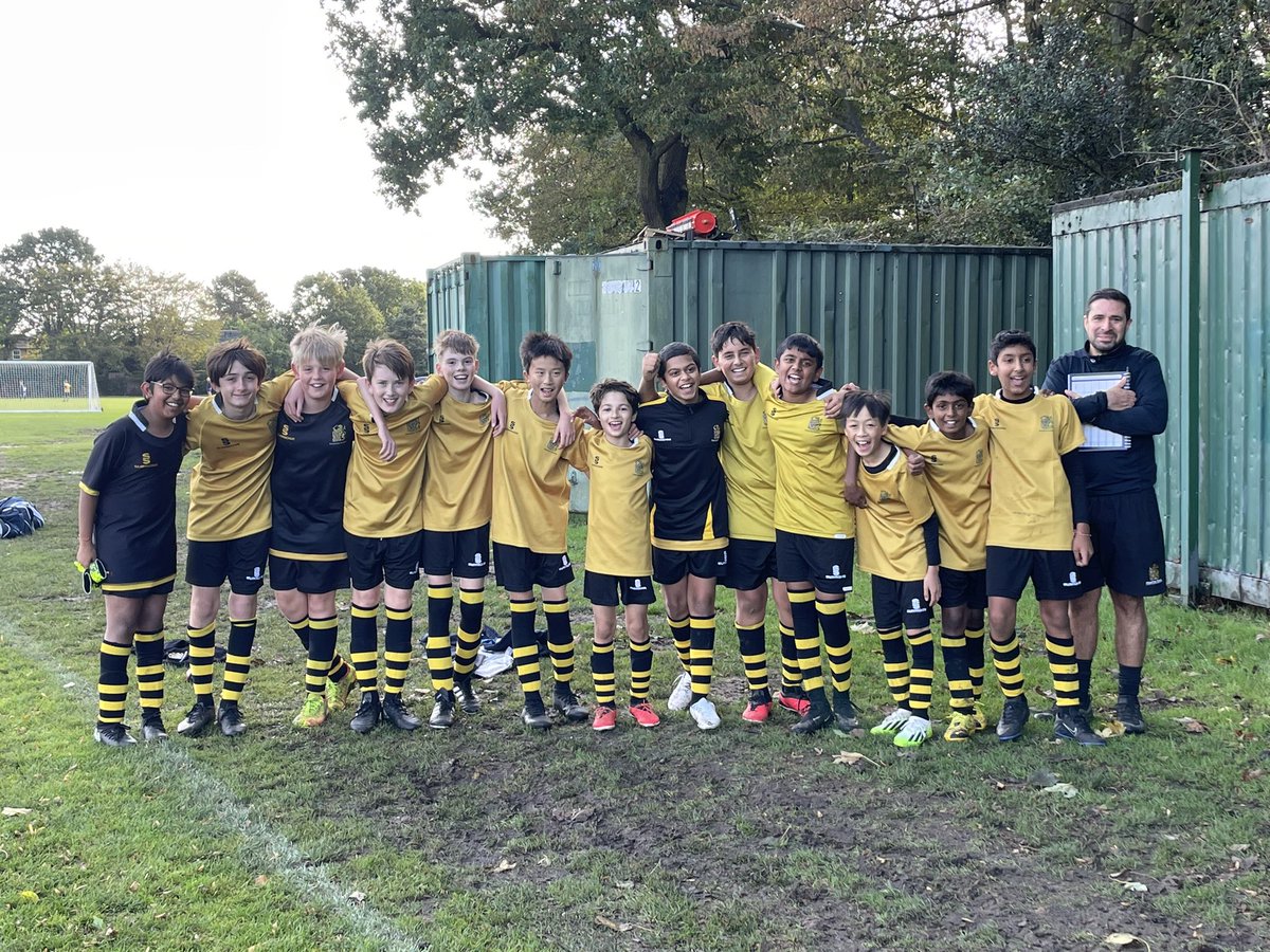 SashaPearce9's tweet photo. Group E Hampton 1st Years win 2-1 -  great match against Forest School in Walthamstow and a new team. Well done boys and coach Zannettou! @FootballHampton https://t.co/v66zOh9akl