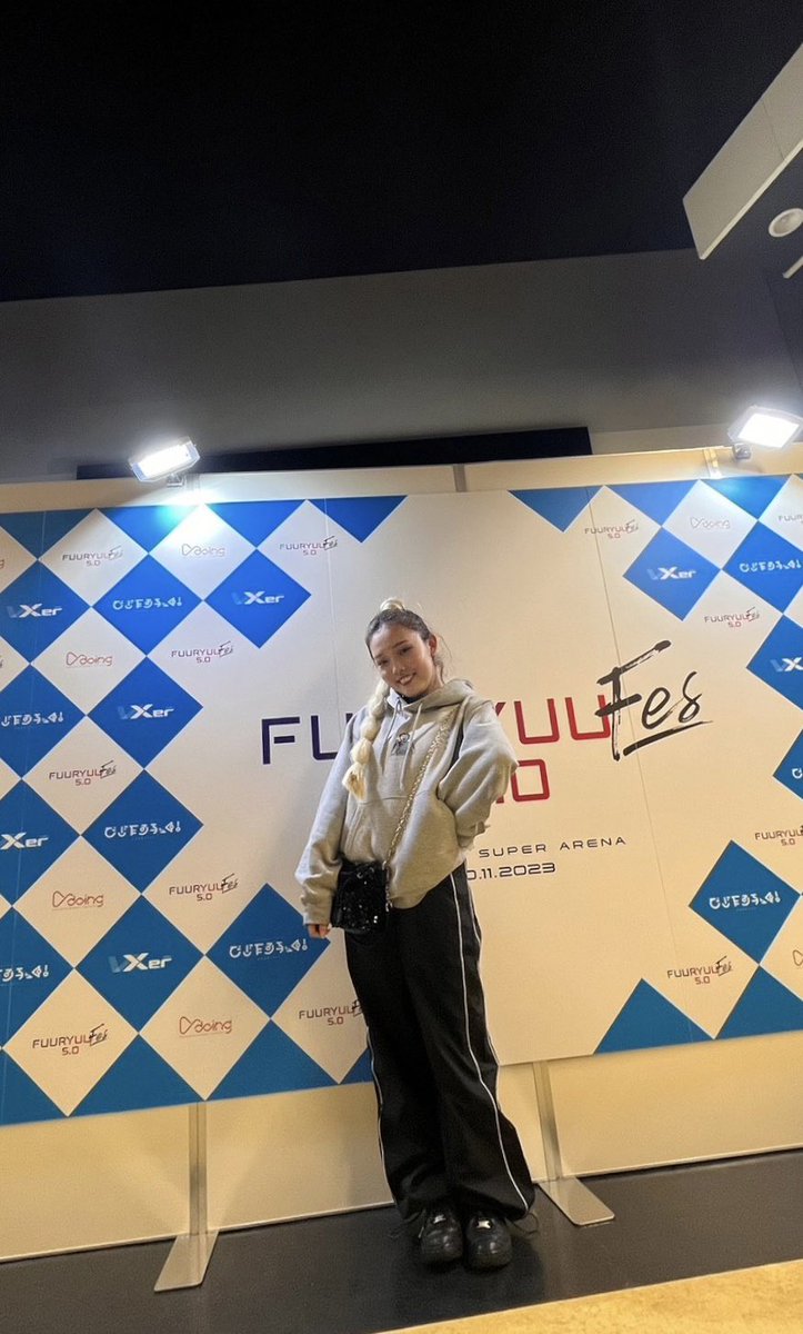 senaue's tweet photo. #FuuryuuFes 📍#さいたまスーパーアリーナ 
にて豪華なアイドルの皆様の中
ダンスステージの総合演出とダンサー出演をさせて頂きました🥲
ずっと夢だったことが
総勢147名のダンサーの皆んなのおかげで形になり
間違いなく私のダンス人生1の出来事でした！

これで終わらせないぞ〜！
感謝❤️❤️😭😭 https://t.co/nxzYNs9qIk