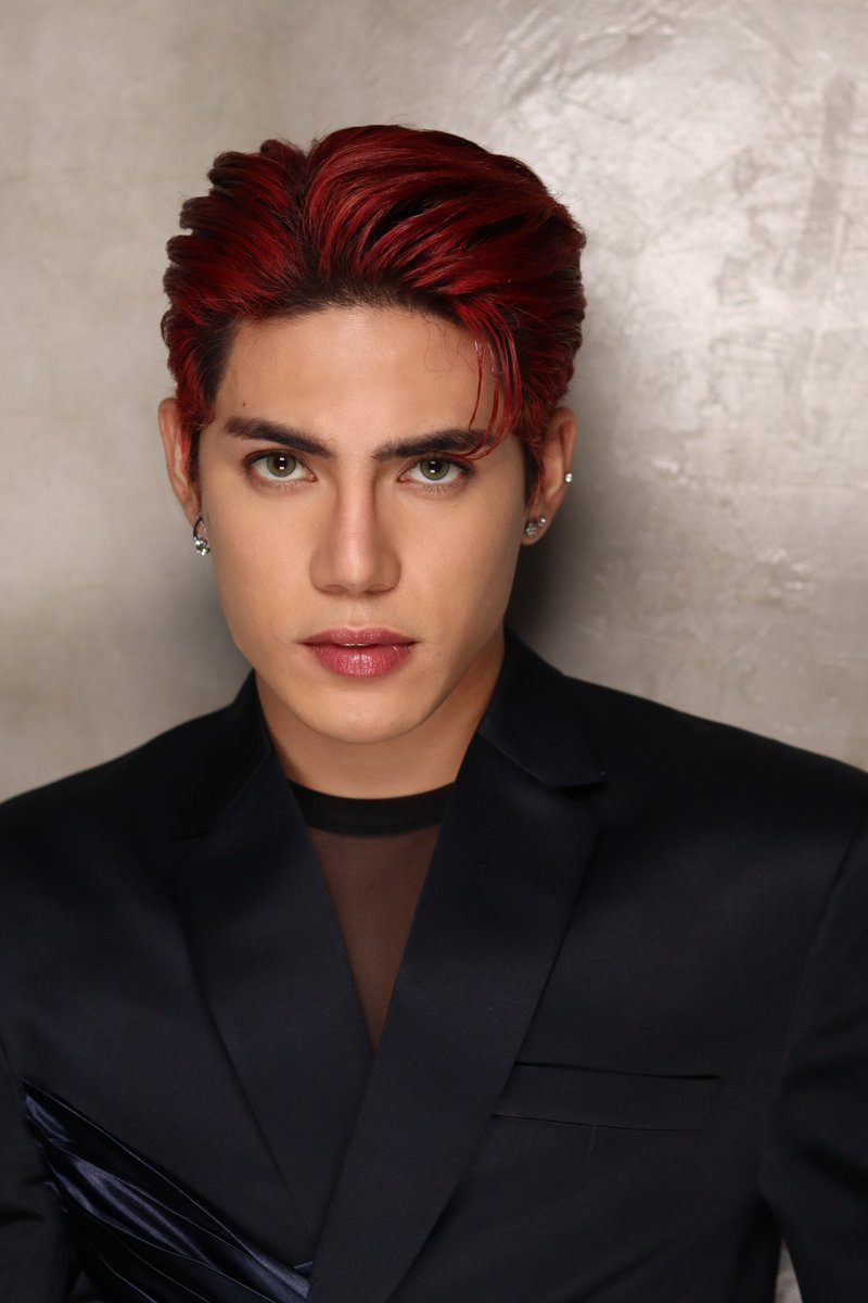 macigarta's tweet photo. #BillboardPh launch tonight https://t.co/huqS84sBvt