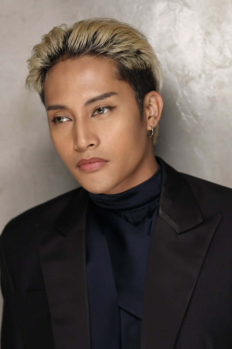 macigarta's tweet photo. #BillboardPh launch tonight https://t.co/huqS84sBvt