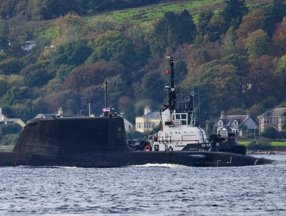 SheilaLWeir's tweet photo. It’s Astute day!
Astute class submarine inbound on the Clyde this afternoon.
@royalnavy #astuteclass #submarine #submariner #navy #naval #shipping #sdimpetus #sdimpulse #tugs #hmnbclyde #firthofclyde https://t.co/JdSc03KVg7