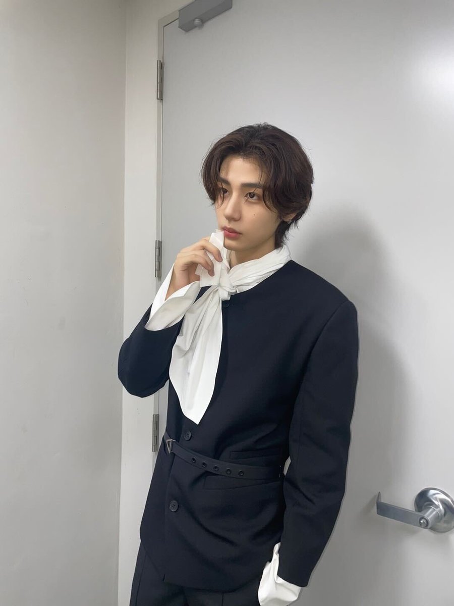 ★ (@ieezhan) on Twitter photo 