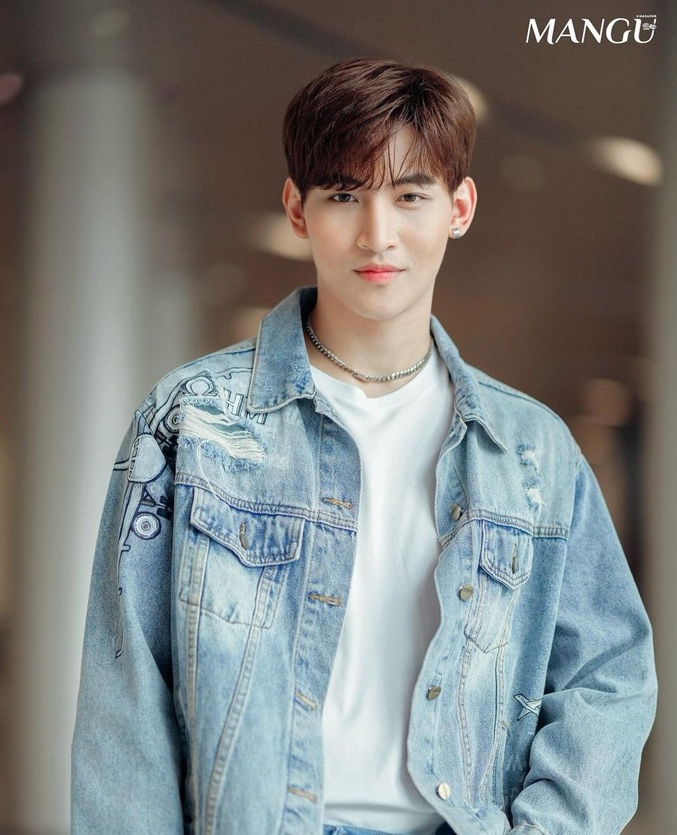 P_Hiro_madame's tweet image. Ohm君 カッコいい💙
また会いたいな🥰
#OhmThitiwat ✈️
#ManGuMagazineXSnapProject