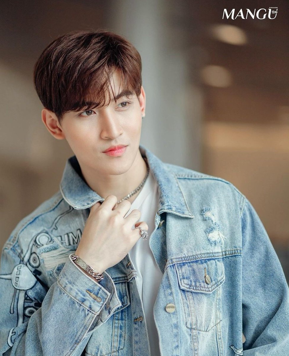 P_Hiro_madame's tweet image. Ohm君 カッコいい💙
また会いたいな🥰
#OhmThitiwat ✈️
#ManGuMagazineXSnapProject