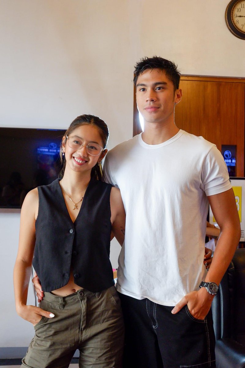 KaoMiahOFC's tweet photo. #KaoMiah before entering the cinema! 🧡🥰 

📸: capturedbymikhx https://t.co/P9XNIZKOP8