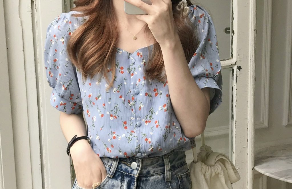 Phakkadeiei's tweet photo. 🍊ส่งต่อเสื้อผ้าของเค้าเองคับบ
ราคา 20-100 คับ ปล่อยถูกๆ

🛋️ลงวัน   พุธ 20.00

🍝ปัก/รี ลด  5 ฿
🍝ค่าส่งตัวเดียว  35 ฿  / หลายตัว 40 ฿

ทุกตัวใส่ไม่เกิน1-2ครั้งคับ🥹
ปักไว้ได้เลยคับ เดี๋ยวเค้ามาเรียก

#ส่งต่อเสื้อผ้า #ส่งต่อเสื้อผ้ามือสอง #ส่งต่อเสื้อผ้ามือสองราคาถูก https://t.co/5TrD0sKzIh