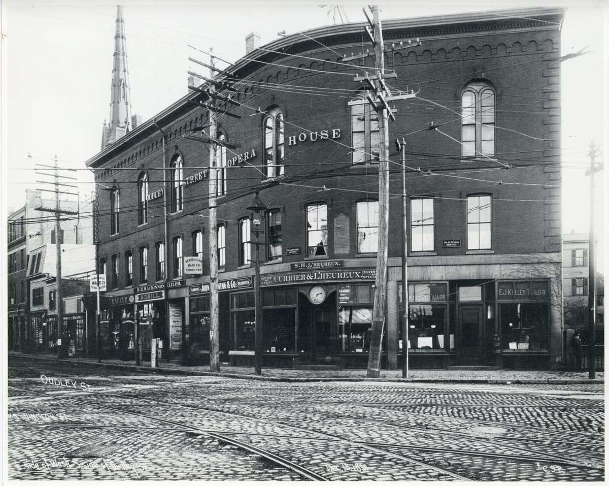 We've recently added new photos of #Roxbury into our digital repository! Have you checked them out? ow.ly/2mFe50PWJsL <a href="/universalhub/">Adam Gaffin</a> @Hubhistory