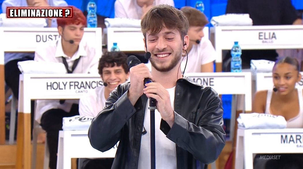 tuciseiperme's tweet photo. katoo viene proprio attirato dal buon gusto 
#amici23 https://t.co/L2Biu6UYrI