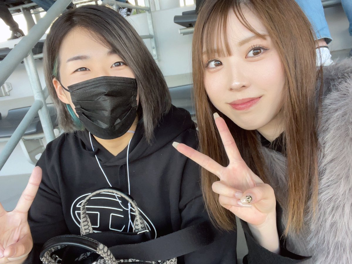 i_am_senna_s2's tweet photo. セナルナ挨拶回りを兼ねて
鈴鹿に行ってきました♥️

今年も1年間ルナちゃんのRQ出来て
幸せだった☺️
とてもとても寂しい😭 https://t.co/FzKHDOkJ8r
