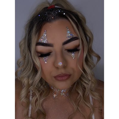 amyyyym_'s tweet photo. #NewProfilePic https://t.co/SkZjiPGAX2