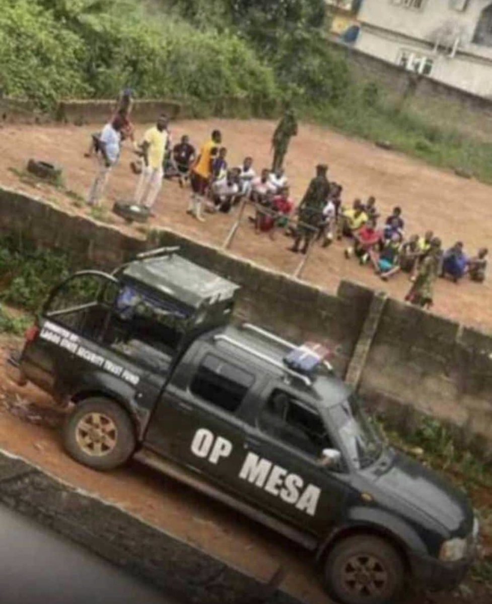 Go to church Go to church you no hear

Now they don burst una for field 😂