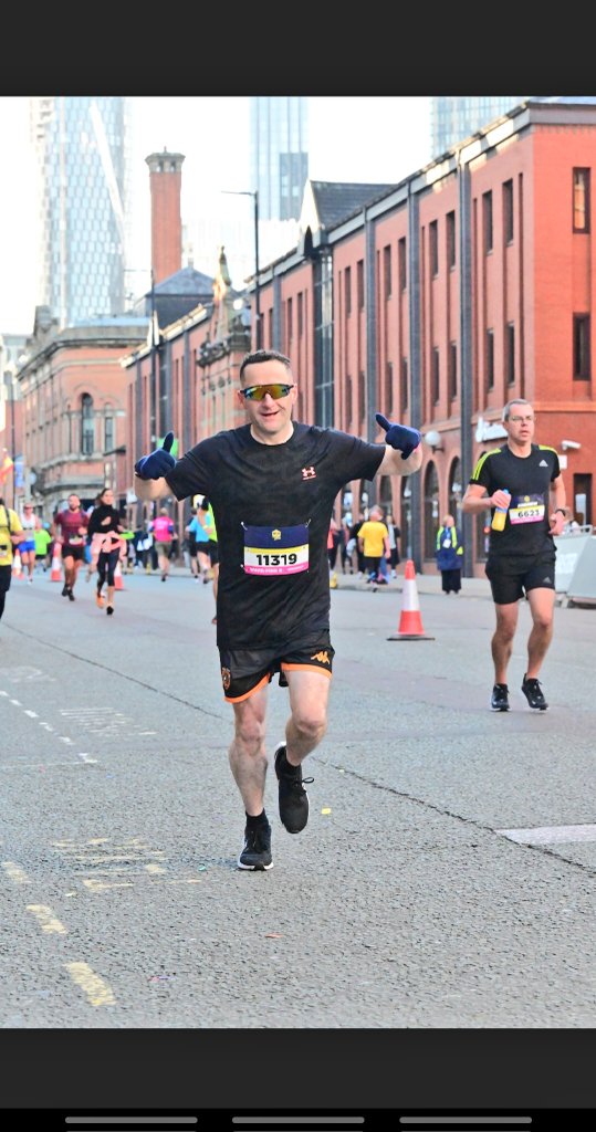colingreen1977's tweet photo. Well Manchester half complete. Smashed PB 1:39.59 . Now a Well earned Guinness is in order 👊😎 https://t.co/o0UrGJW0xr