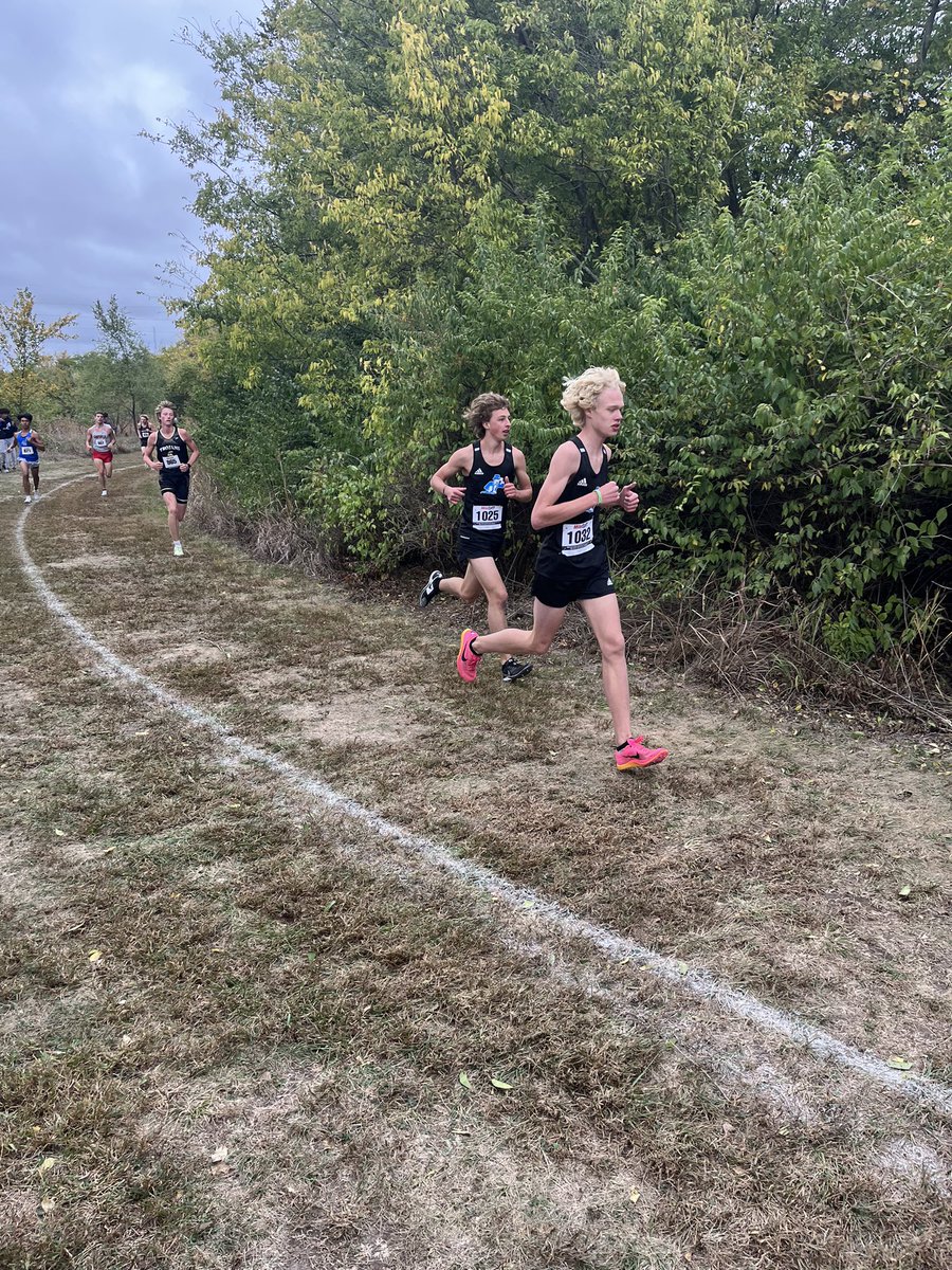 Centennial League! What a great way to end the regular season. Tons of improvement from these kids. Love seeing that hard work pay off.

Girls Varsity 1st 🏆 
Girls JV 4th

Boys Varsity 3rd
Boys JV 1st

Congrats to Payton Fink the Girls Individual Centennial League Champion🥇
