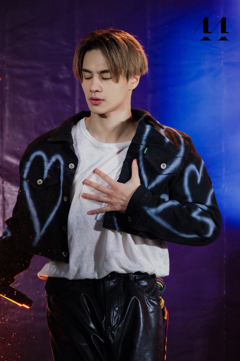 Getsu_u44's tweet photo. ✨221015 ICONIC IDOL FEST #9✨

365 Days.

#日髙竜太 🐉
#海沼流星 🌠
#BALLISTIKBOYZ https://t.co/ySX1ElLhSP