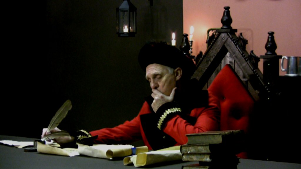 MarysDowry's tweet photo. Sharing some grabbed frames from our film on St. Margaret Clitherow. Filmed on sets in #Goring parish Church plus @WealddownMuseum available on DVD &amp; #InstantVideo from https://t.co/smPREil1i6 #CatholicTwitter https://t.co/7mLuvINtYk