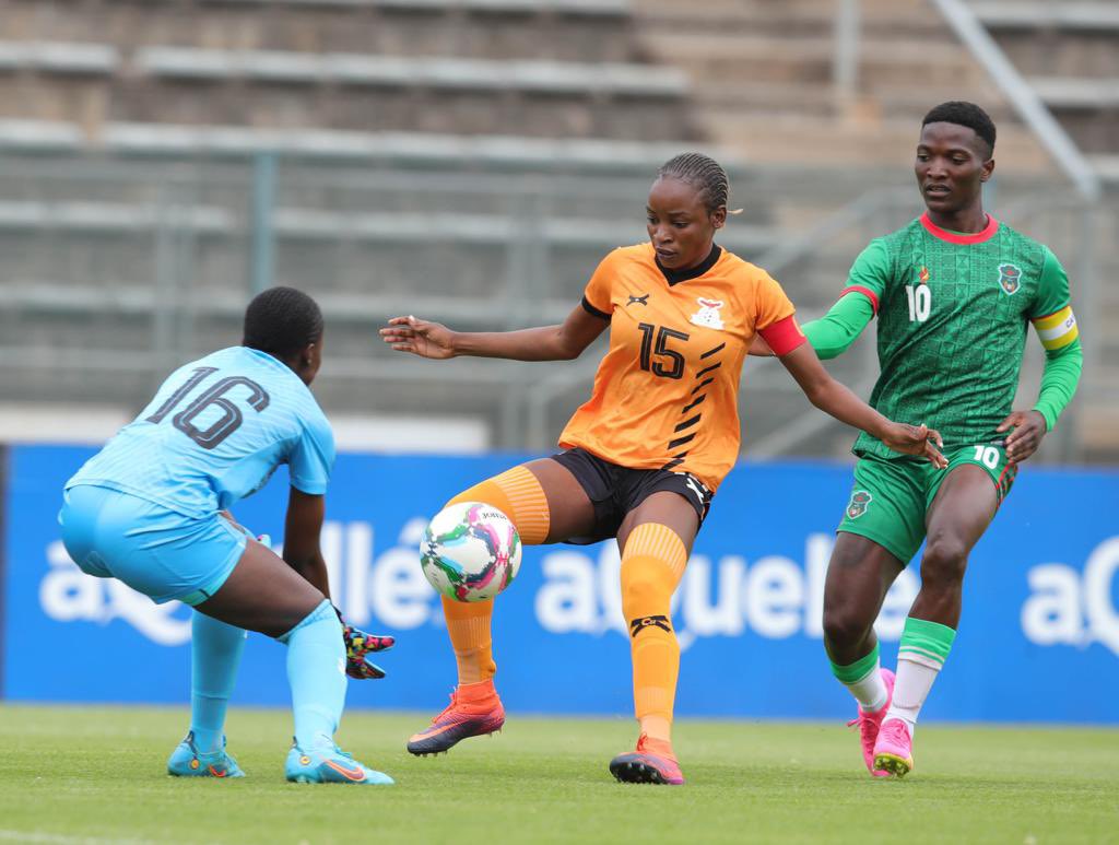 bbkigalifm's tweet photo. #CosafaCup2023 ||Women Final
HT 🇿🇲Zambia 0⃣➖1⃣ Malawi🇲🇼
⚽Simwaka 34'
#SimplySports https://t.co/lxAH1nAtCd
