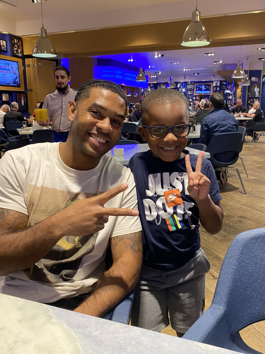 CharlesClark34's tweet photo. We finally got a chance to link up with our favorite guy @Cashw3ll …Appreciate the hospitality and enjoyed catching up. Pretty sure he’s still a walking dime dropper/bucket getter. #Tripmade https://t.co/dGocwQzThj