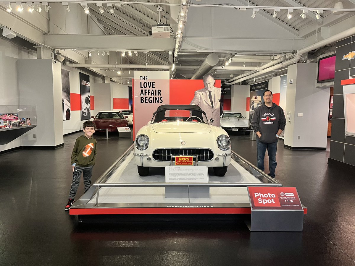 Starting our day off <a href="/corvettemuseum/">National Corvette Museum</a>!