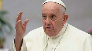 KenRoth's tweet photo. "Pope Francis said that 'humanitarian law must be respected' in Gaza, and that it was 'urgent and necessary' to create humanitarian corridors 'to help the entire population' under siege. He also pressed Hamas "to liberate hostages." https://t.co/tIM5ftL3oB https://t.co/j0eQKRIwqi