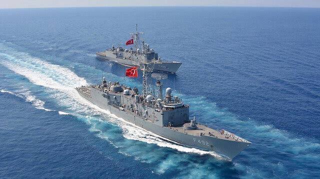 notukalem's tweet photo. Türkiye'nin Açıkladığı Navtex ile TÜRK Donanmasının Yarından itibaren ABD uçak gemisinin geçiş güzergahında Tatbikat ve Atış Denemeleri yapmasının olası olduğu konuşuluyor.
#IsraelTerrorists https://t.co/YUaZ0fNw1b