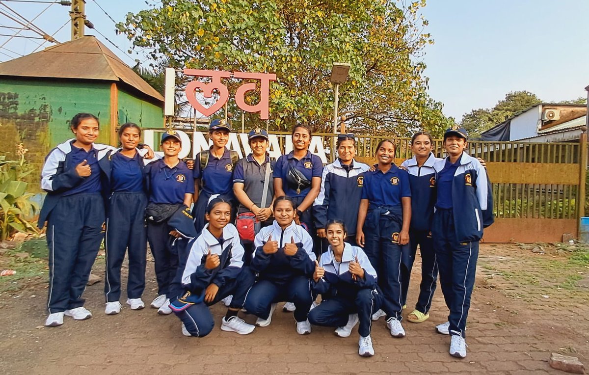 NCC_Dte_Delhi's tweet photo. #NCC #Cadets from @1DNU & @DelhiNCC_2DNU of #Delhi Dte have anchored at INS Shivaji for #AINSC, showcasing their unwavering determination and dedication. @IN_HQSNC @Indiannavy @PRODefPune
#Amritkaalcadets https://t.co/y8hkCFFGcz