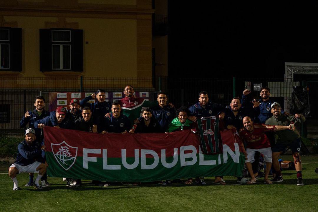 FluDublin's tweet photo. OS RESPONSÁVEIS POR LEVAR O FLUMINENSISMO PELA EUROPA !!

EM TODA TERRA !!! 🇭🇺🇮🇪🇸🇮🥉 https://t.co/zIvSuGUils