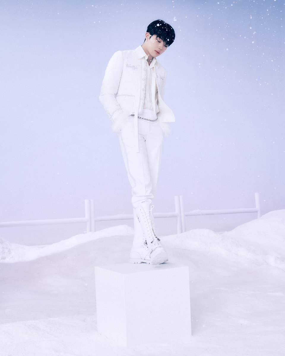 ZEROBASEONE The 2nd Mini Album [𝗠𝗘𝗟𝗧𝗜𝗡𝗚 𝗣𝗢𝗜𝗡𝗧]

Concept Photo Fairytale ver.
#PARKGUNWOOK #박건욱

2023.11.06 18:00 (KST)

#ZEROBASEONE #ZB1
#제로베이스원
#MELTINGPOINT