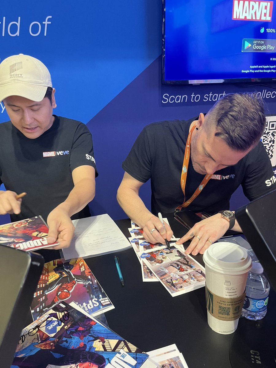 My_Collectables's tweet photo. It’s been pretty awesome to see the dedication by @DavidYuNZ and the entire team this weekend! Signing countless books, meeting new and current Veve fam day in and out. This is what it’s all about! #veve #NYCC2023 https://t.co/eurWTo9g9h