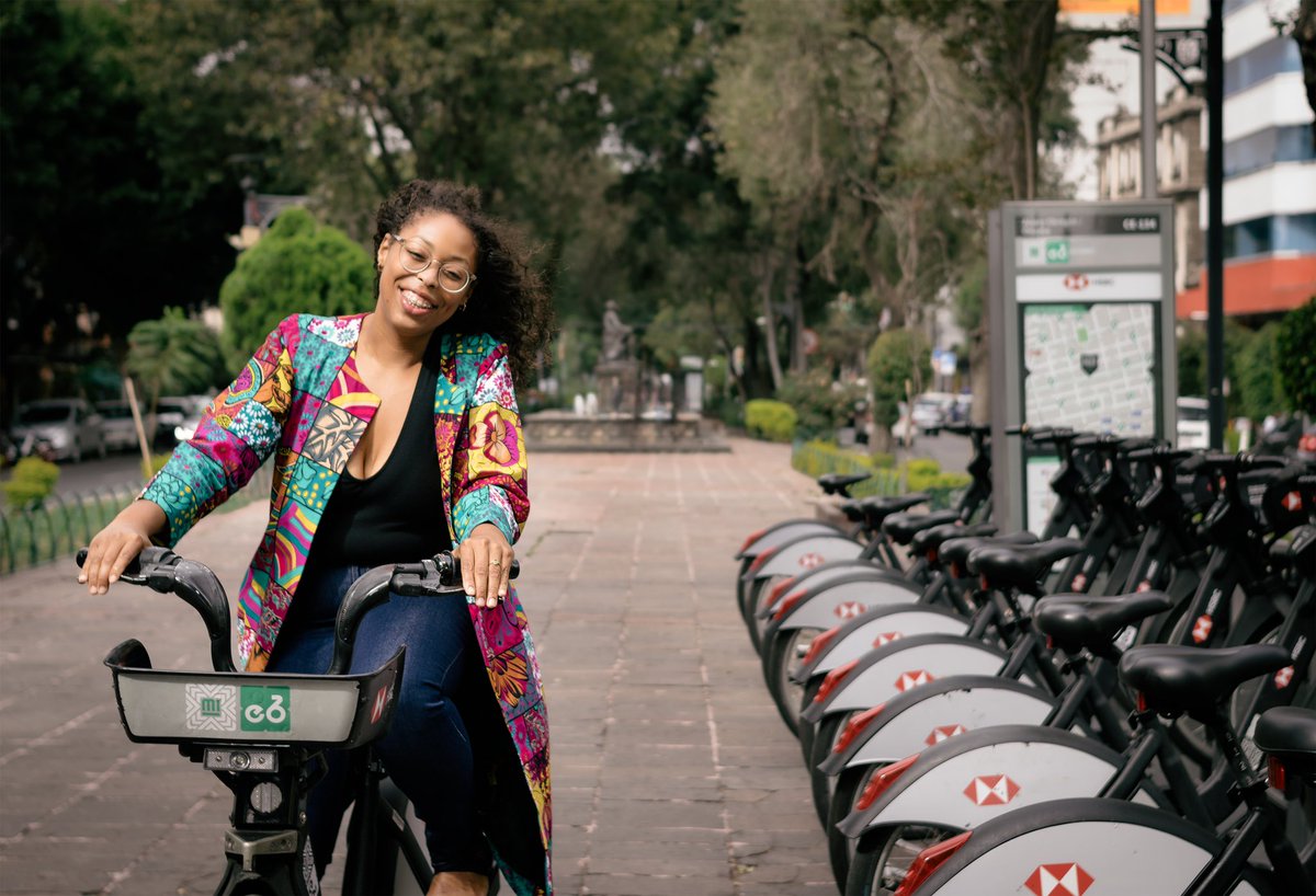 See a bike, ride a bike! #MexicoCity #UrbanCycling