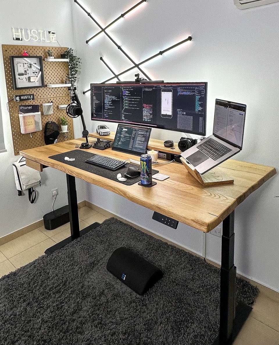Every programmer deserves a comfortable workspace. 🖥️✨ 

Whether it's ergonomic chairs, dual monitors, or cozy nooks, a comfortable environment fuels productivity and creativity. 

Invest in your workspace, and watch your code and ideas soar! 💻 #ProgrammerLife #ComfortAtWork
