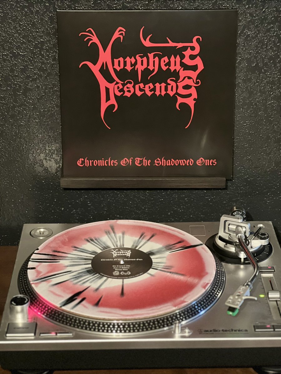 satancblckmetal's tweet image. MORPHEUS DESCENDS “Chronicles of the Shadowed Ones” 1994 #morpheusdescends #usdeathmetal reissue 2023 limited to 100 white/oxblood w/black marble @DarkDescentRec #darkdescentrecords