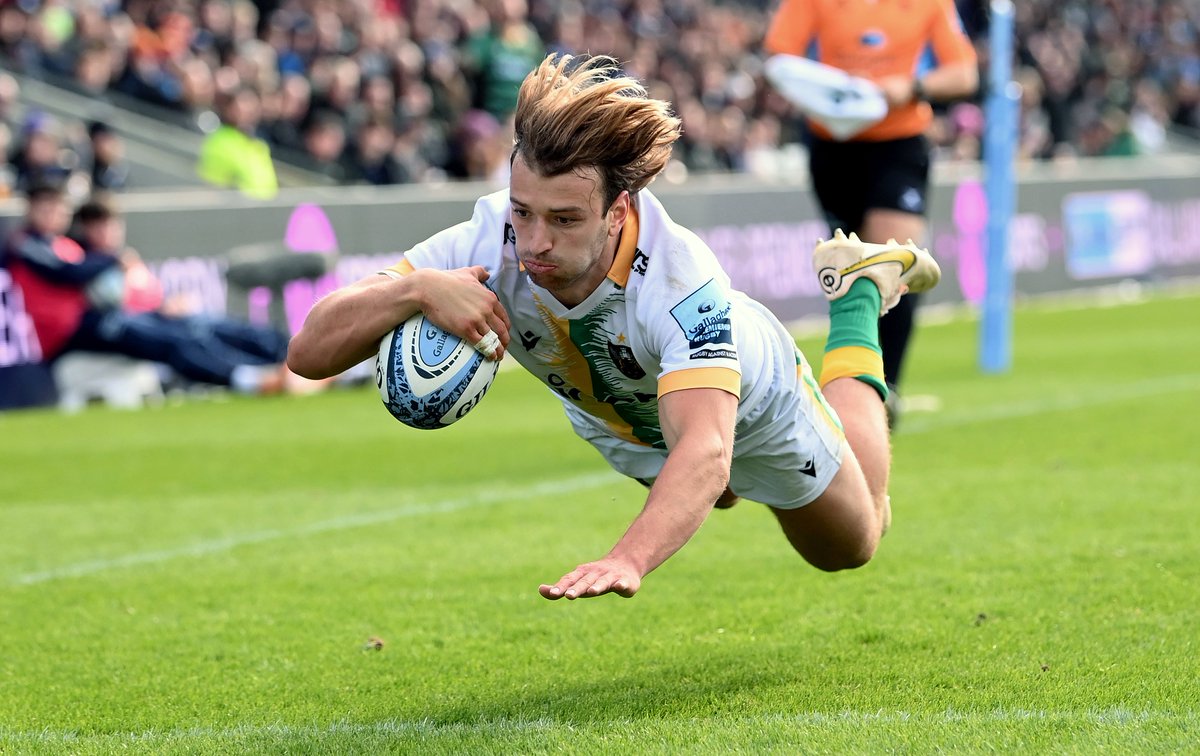 chronsport's tweet photo. Sale Sharks 20 Saints 15: @WheresTommyV's match report

https://t.co/Wsq3Y1ygo1 https://t.co/WbuqAUalYp