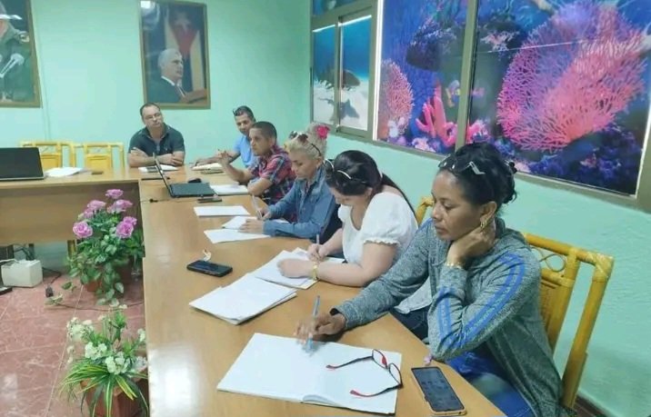 RadioSantaCruz_'s tweet photo. #Camagüey 🇨🇺/ Dar solución a las prioridades de la Estrategia de Desarrollo Municipal en #SantaCruzdelSur, a partir de un sistema de gestión eficaz de la ciencia y el conocimiento, forma parte del trabajo desde la agenda gubernamental
https://t.co/KkdWJgEN40 https://t.co/nwi58ZYBjh