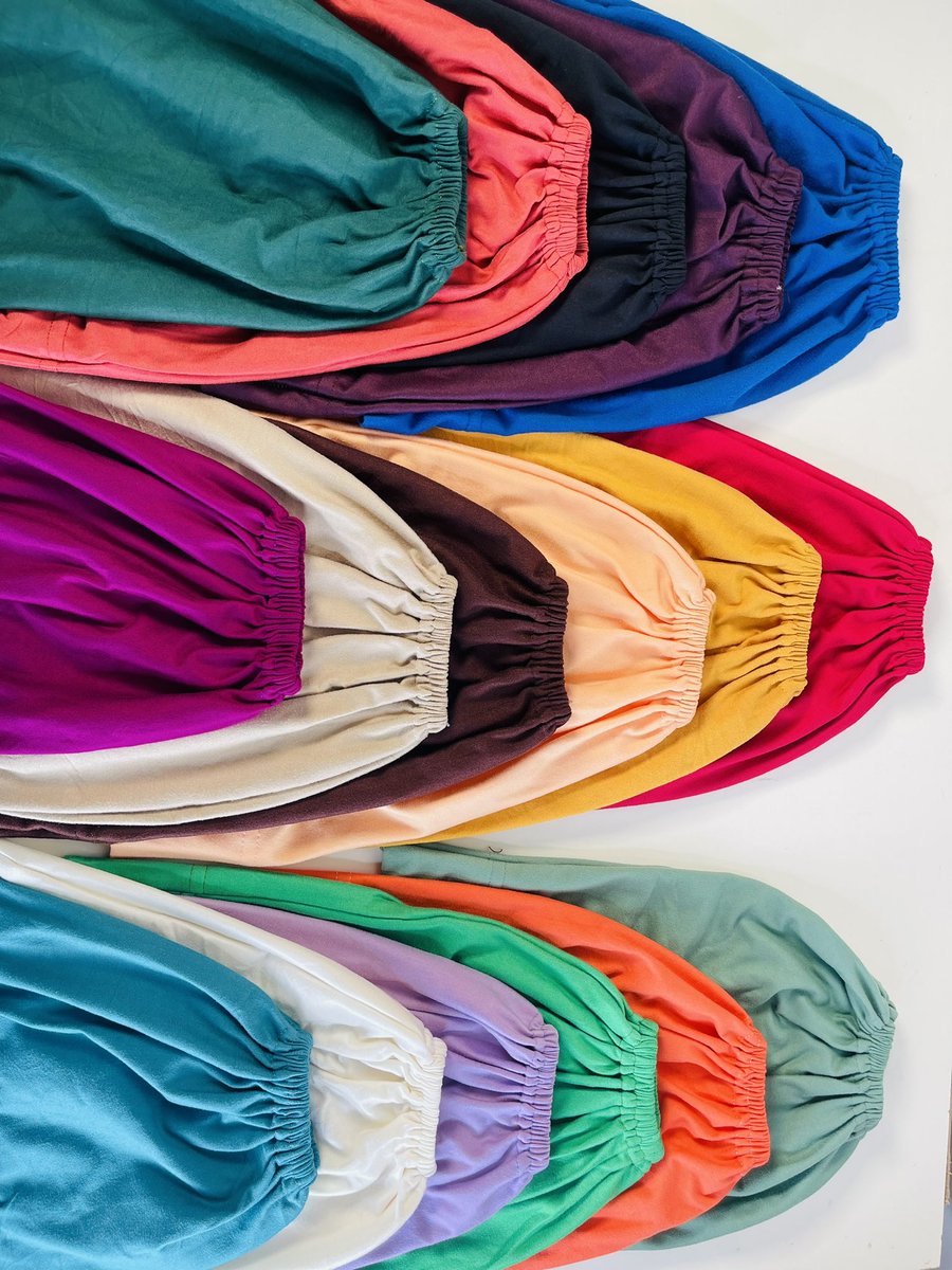 meenos_bawahab's tweet photo. premium warda Jersey inner caps
Our inner caps are universal sizes
Can be used under your hijab or as a turban for everyday use
They are soft , light weight and stretchy
Material- jersey
Note that: Caps are made in nigeria
₦550 each
Category Inner Caps
Click link on bio to order https://t.co/IpxlgUxYYo