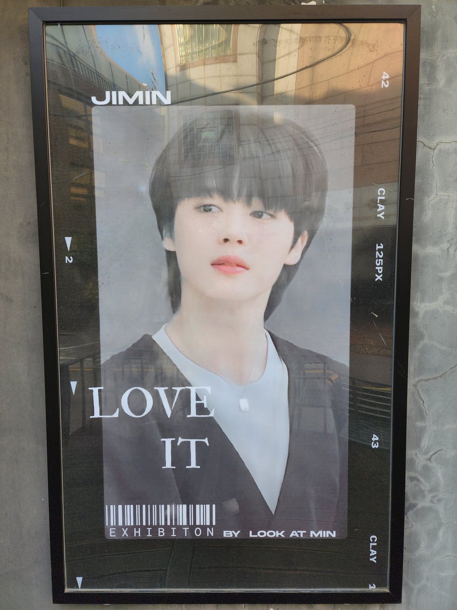 jimingssi_bts's tweet photo. 3) 러빈허 플라워카페 @lovinherflower
특전 엽서, 포카, 스티커, 네컷필름까지 하나하나 다 예뻐요!🤩 풍족하게 받으니 마음도 든든해지는..ㅎㅎ
사장님도 넘 친절하셨어요!🫶
#JIMIN_Day2122
#JIMIN_DAY
#BTS_JIMIN #지민생카
@lookatmin1013 https://t.co/1OVDjUH8p3