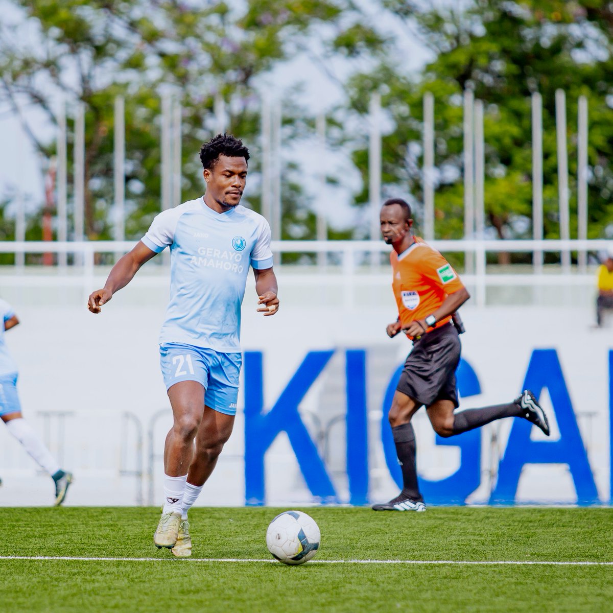 policefcrwanda's tweet photo. 88' 

AS KIGALI 0⃣-0⃣ POLICE

#ASKPOL https://t.co/10Wm1MaoLC