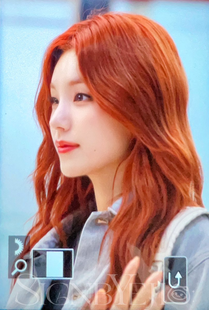 SignbYeji277's tweet photo. 𝟐𝟑𝟏𝟎𝟏𝟓

イェジちゃん🥺💗

#예지 #옞덩봤덩 #ITZY #YEJI https://t.co/psFHqW3vos