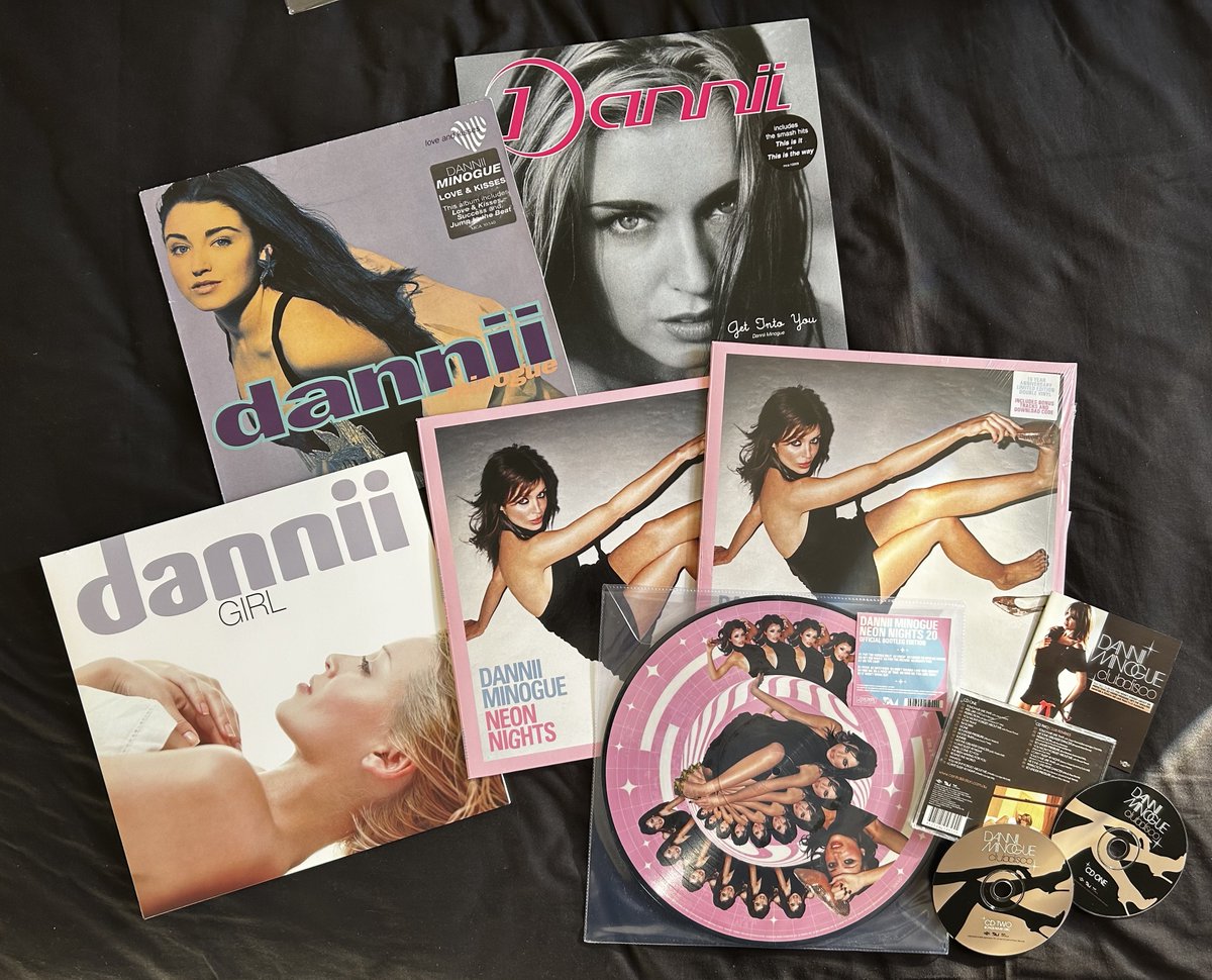 BootedGay71's tweet photo. #NowPlaying #DanniiMinogue #Girl #LP which is finally sitting beautifully amongst the other 🇬🇧 #Vinyl 😍😍 Hopefully we will get a UK vinyl release of #ClubDisco to complete the set 🤞🤞 @DanniiMinogue @nineohninerecs 
#LoveAndKisses #GetIntoYou #Girl #NeonNights https://t.co/p37JaJ0GfS