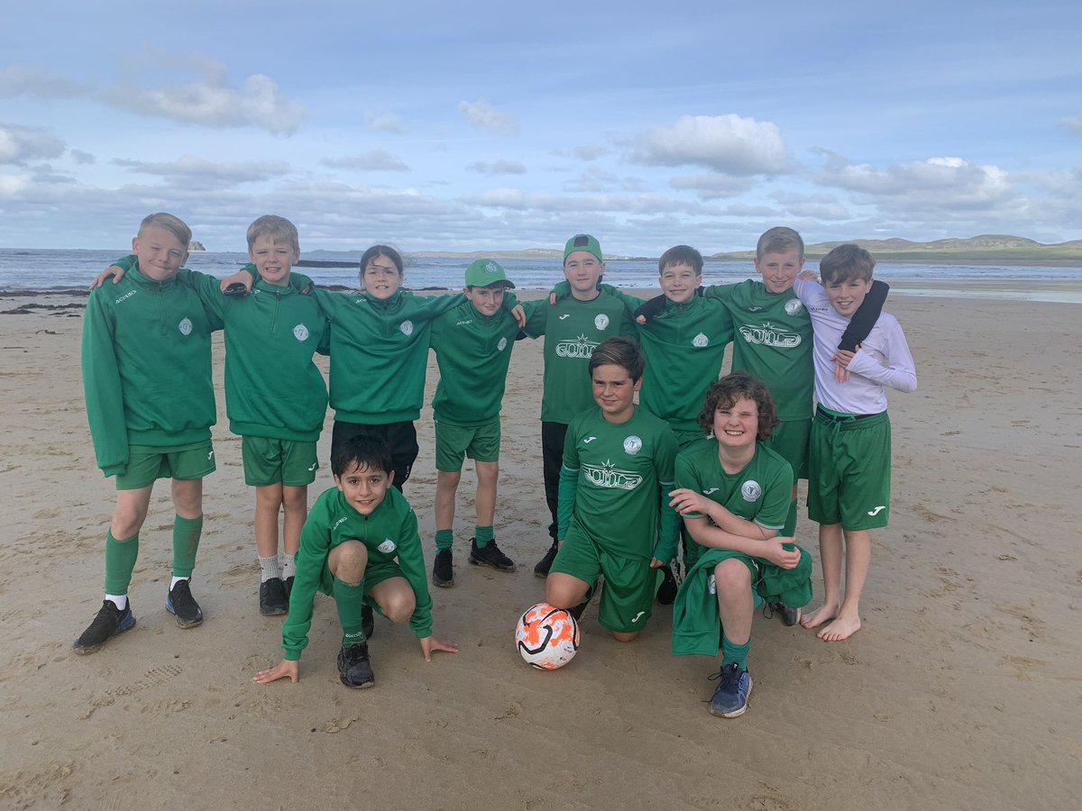The Irish tour continued today with a game against our friends in Ballybofey. The result didn’t go our way but what another great day it’s been. Heading home shortly but hopefully we’ll be back soon. Thanks to everyone for making it such a memorable trip 🇮🇪👍