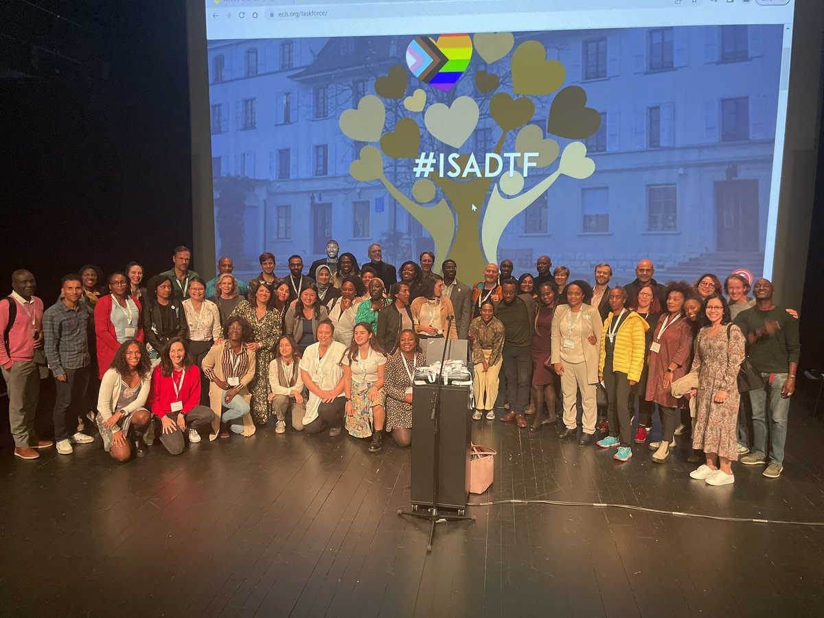 GlobalKdsl's tweet photo. One year ago #ISADTF #intlELOC https://t.co/ODQqjYPN3c