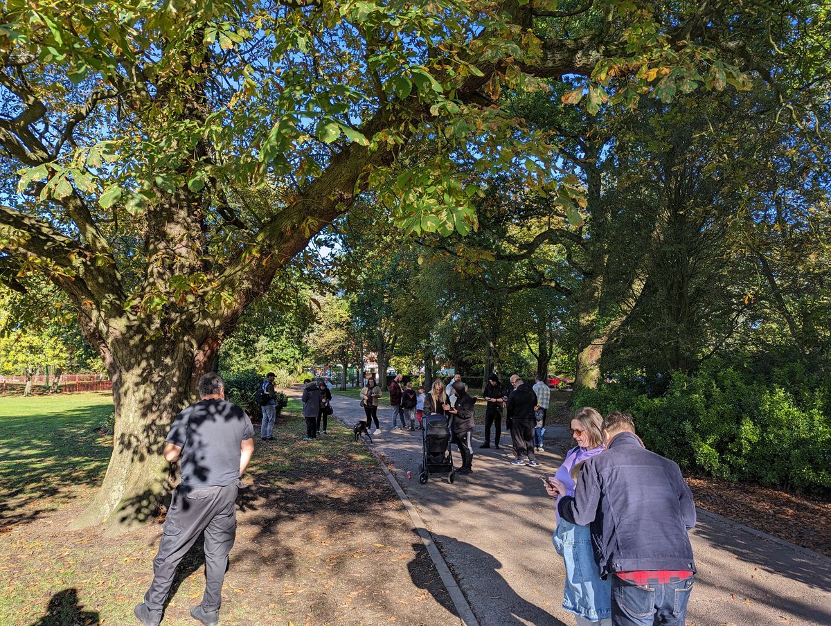 LatzstarPoGo's tweet photo. A sunny day in @kingsheathpark for #PokemonGOCommunityDay 

Awesome turnout.

#Ambassador
#WereYellingTimburr https://t.co/Yc9sjDs28m
