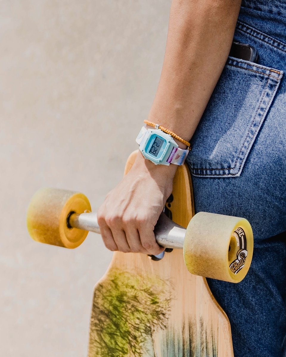 freestyle_watch's tweet image. Who's up for a skate sesh?⚡  Tag your bestie 🤙  @freestylewatches 🌊

🦈: #sharkwatch Tie Dye Pastel
 📷: @cierrareeves x @rebekkah.dubois 
 _
#myfreestylewatch #skateeveryday #skatefam  #skategram #watchoftheday #watchpics #watchlove #tiedyelife  freestyleusa.com/collections/ne…