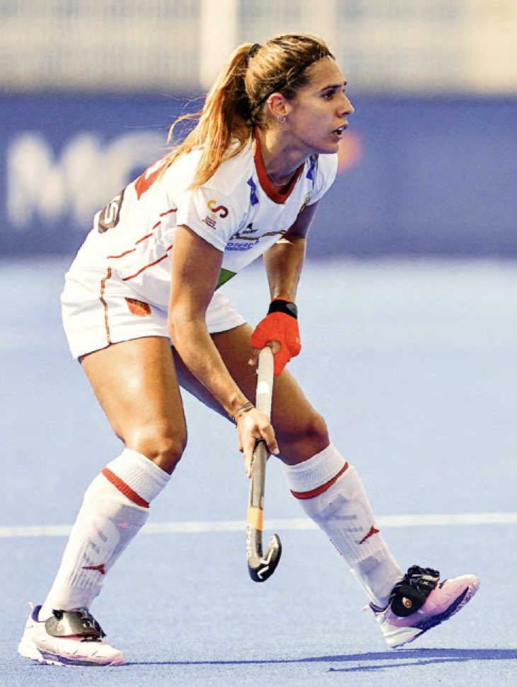 1️⃣ Xantal Giné 

🏑 Jugadora d’hoquei